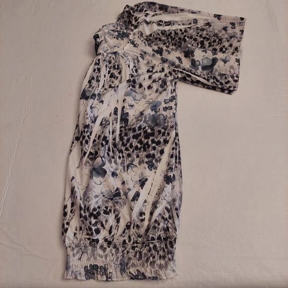 Simply Irresistible Black White Butterfly Pattern Top Flowy Lace Back Size PL - Picture 13 of 13